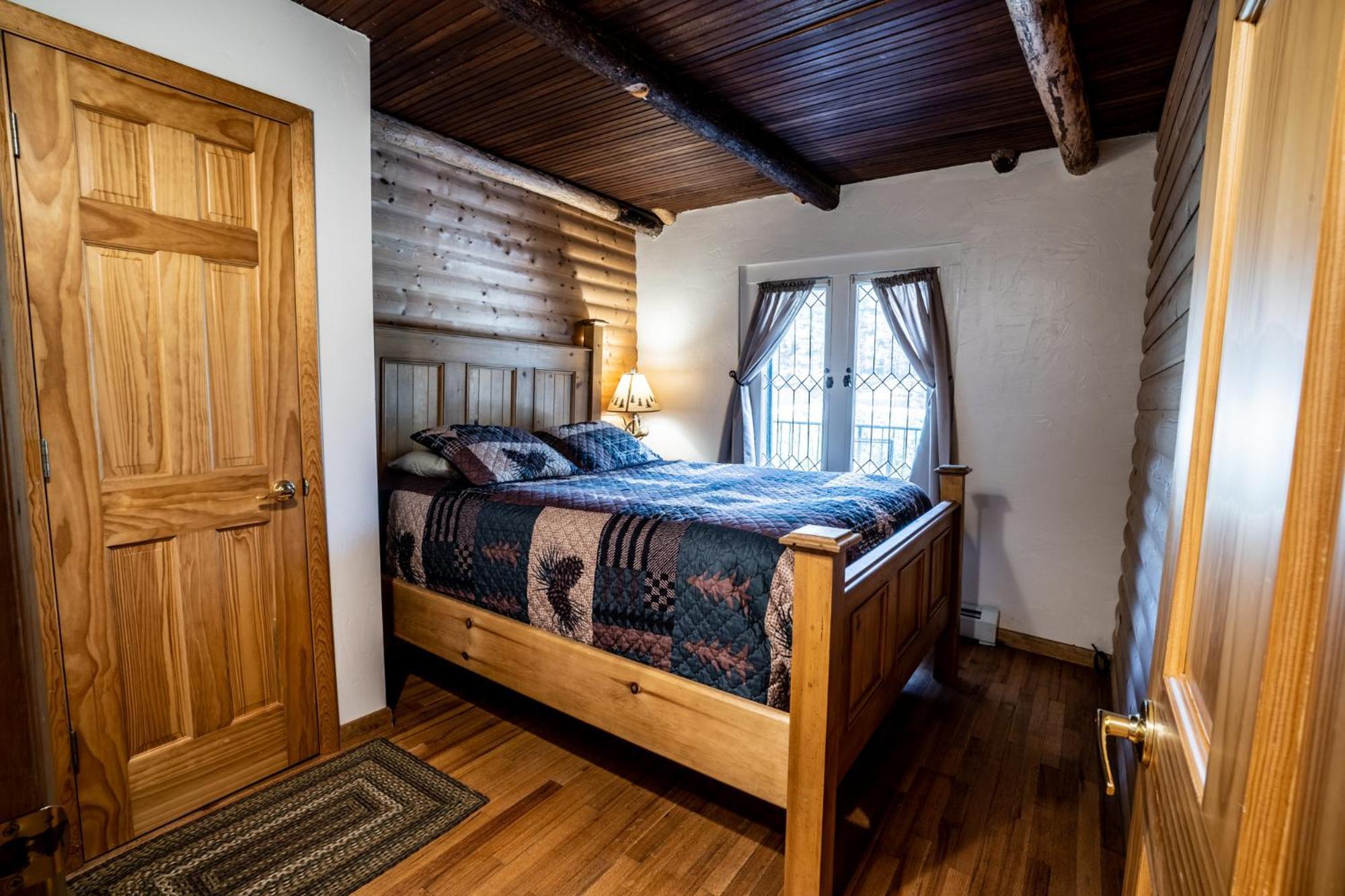 Colorado Bear Creek Cabins Evergreen Room photo