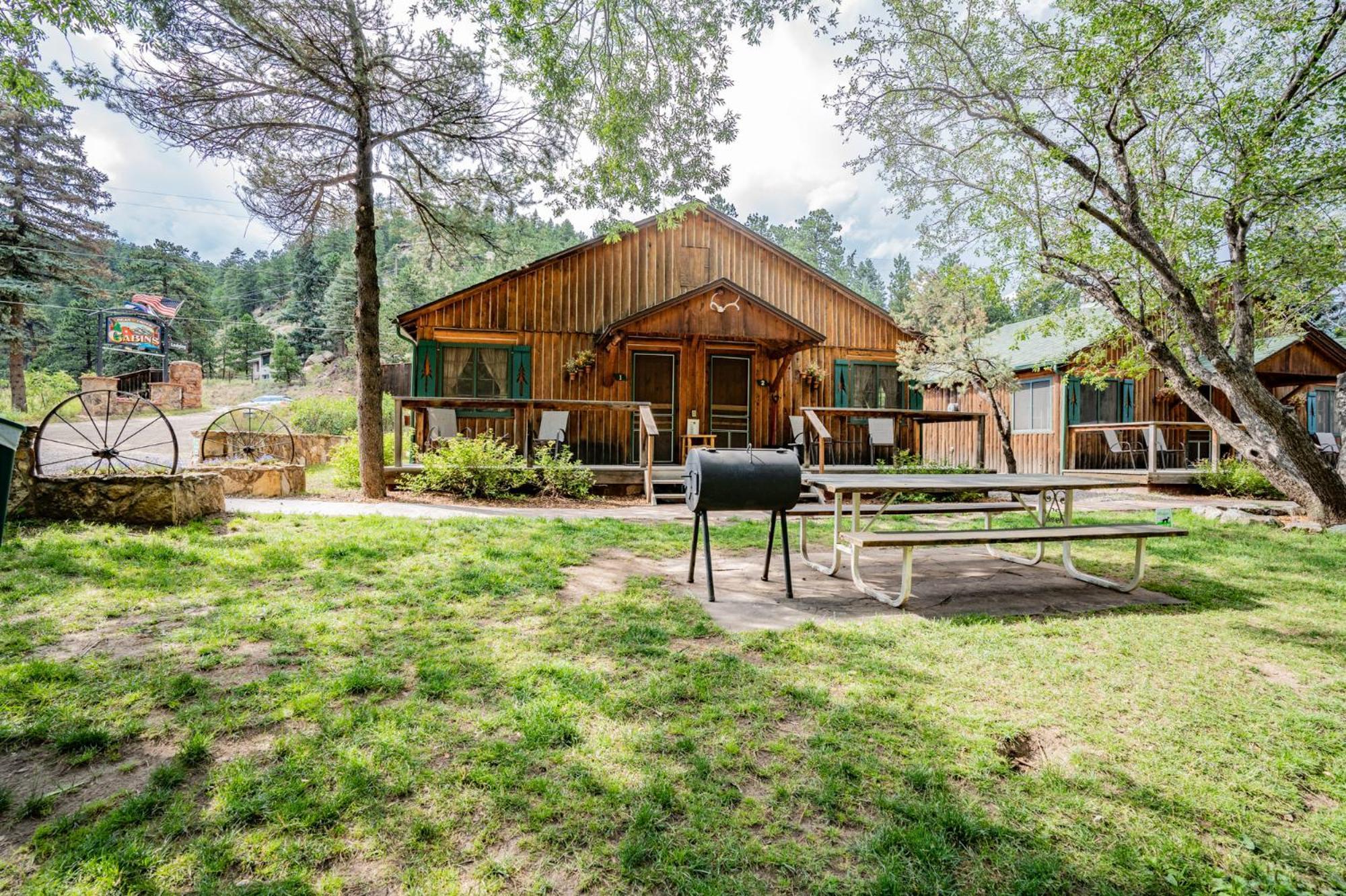 Colorado Bear Creek Cabins Evergreen Room photo
