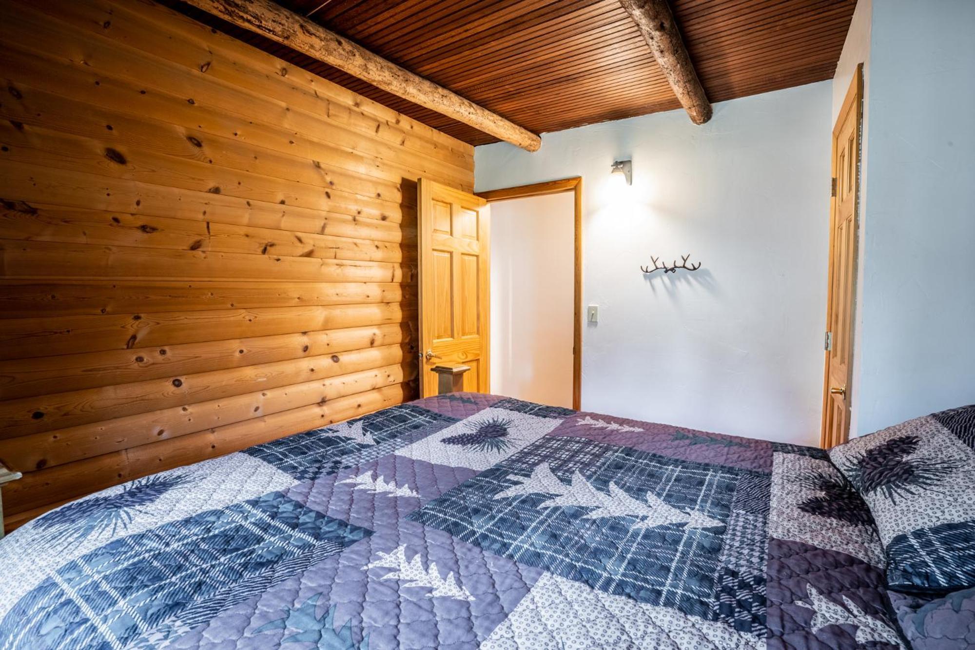 Colorado Bear Creek Cabins Evergreen Room photo