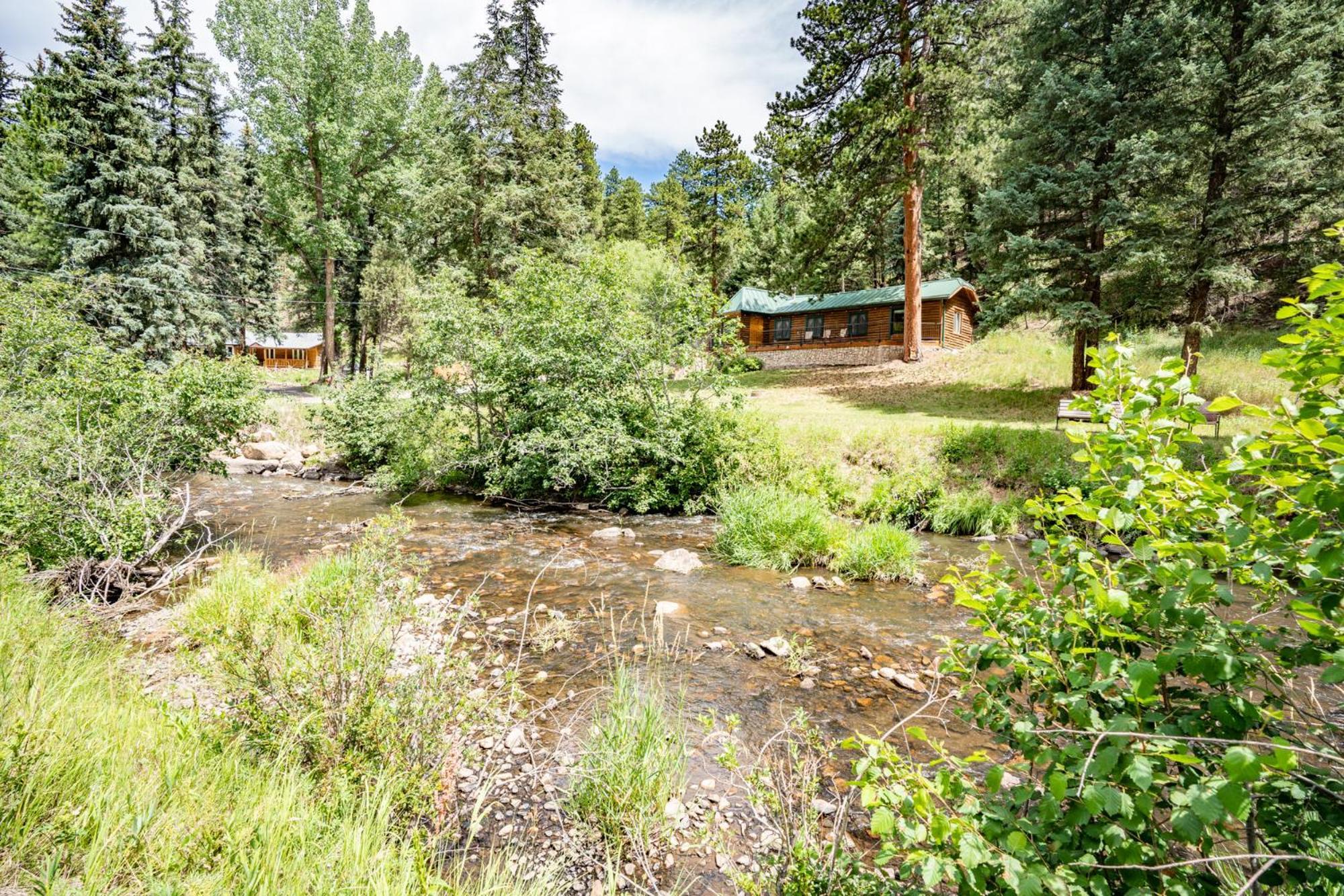 Colorado Bear Creek Cabins Evergreen Room photo
